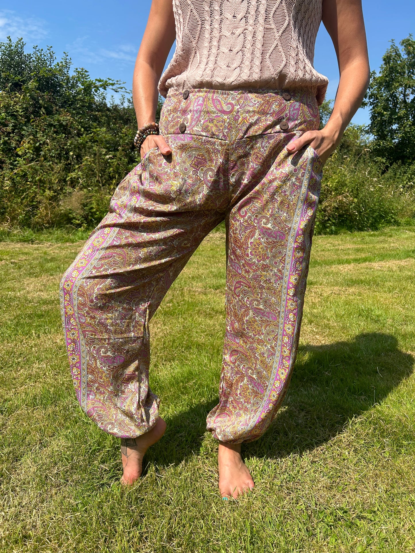 Harem Coconut Button Silk blend printed Pants