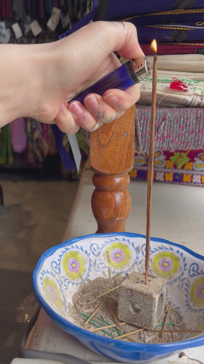 Hand-Rolled Incense Sticks – Made in India ✨